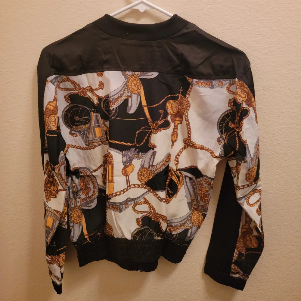 Lightweight jacket - Picture 2 of 2